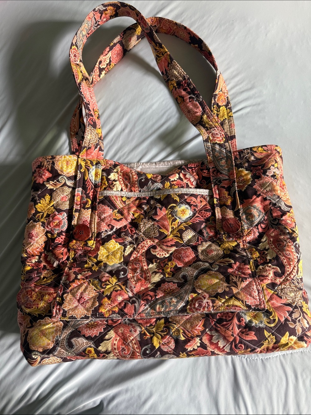 Quilted Floral Tote in Brown and Coral 🤎